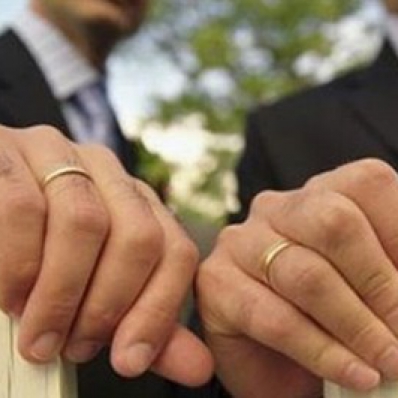 In difesa dell’identità e dell’amore del sacerdote gay